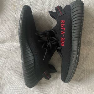 Yeezy 350 bred